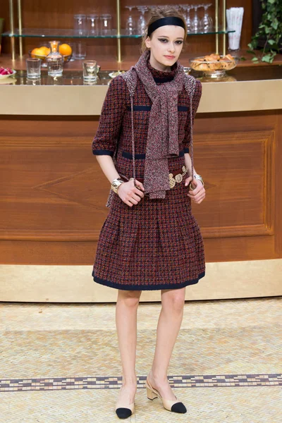 Look 29